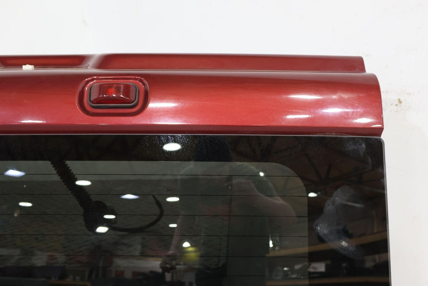 03-09 Hummer H2 Rear Hatch / Lid W/Self Tint Glass (Red Metallic 72U) See Photos