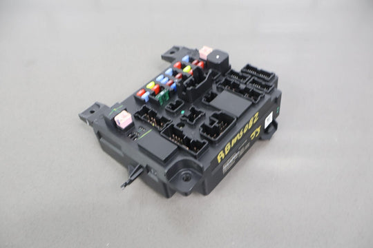 08-15 Mitsubishi Lancer Evo X OEM Cabin Fuse Relay Junction Box (8637A653)