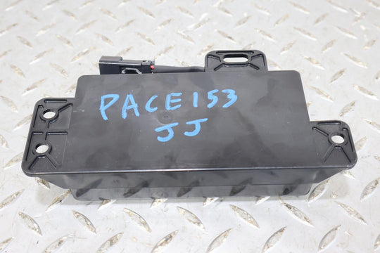 2010 Chevy Camaro OnStar Battery Control Module (22704633) OPT UE1