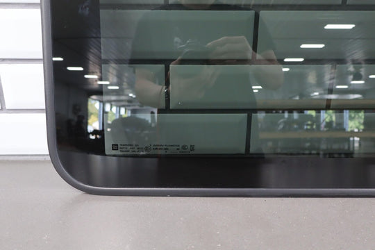 2018-2020 Cadillac Escalade OEM Sunroof Glass (Glass Only)