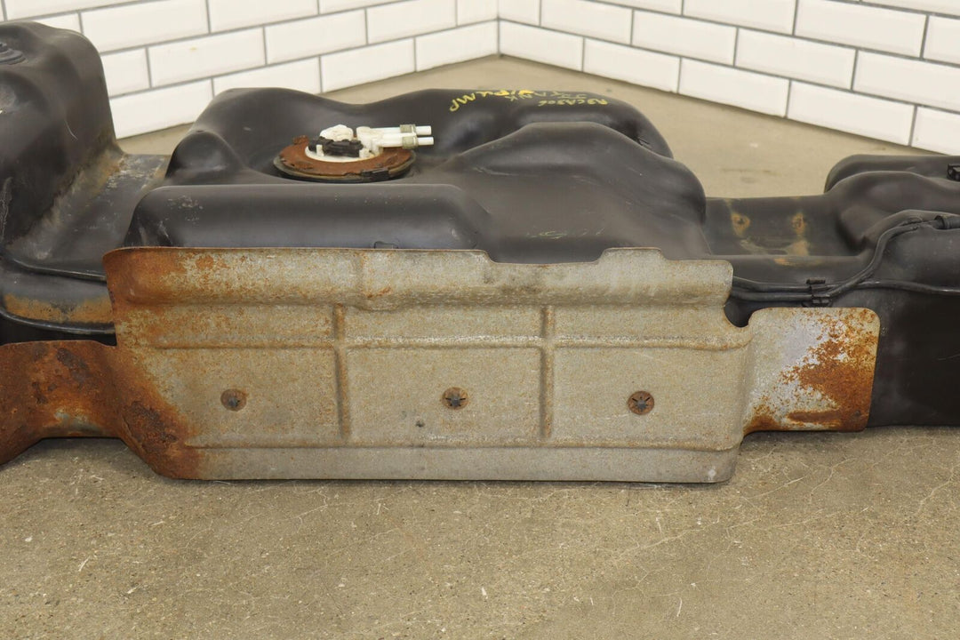 02-03 Cadillac Escalade Tahoe Yukon 26 Gallon Gasoline Fuel Tank W/Pump OEM