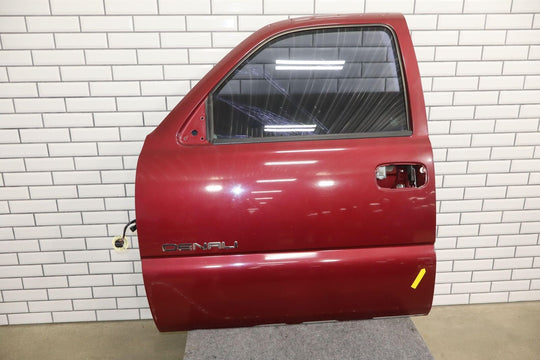 99-06 GMC Yukon Sierra Driver Left Front Door (Sport Red 63u) See Photos