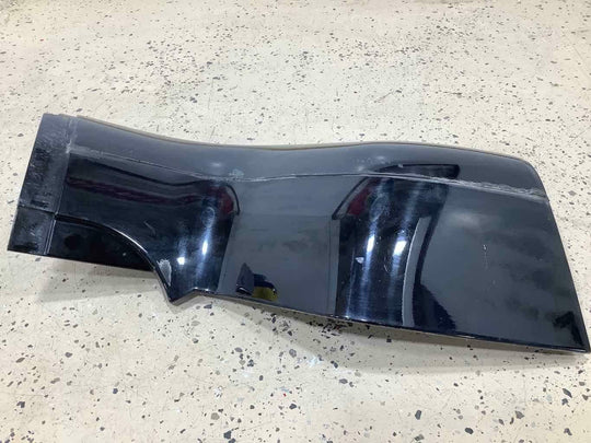 03-06 Chevy SSR LH Driver Front Rocker Moulding (Black 41U) Front Only