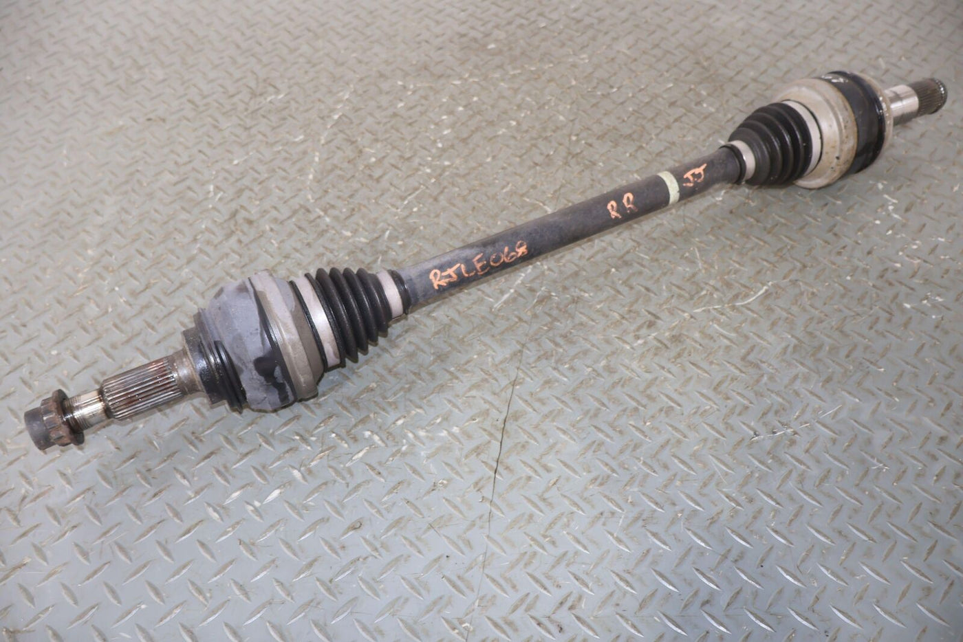 18-19 Lexus LC500 RWD Rear Right RH Axle Shaft (42330-11010) 61K Miles