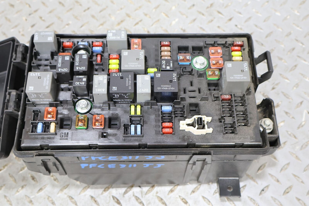 12-15 Chevy Camaro ZL1 Engine Fuse Box Complete (6.2L Supercharged LSA)