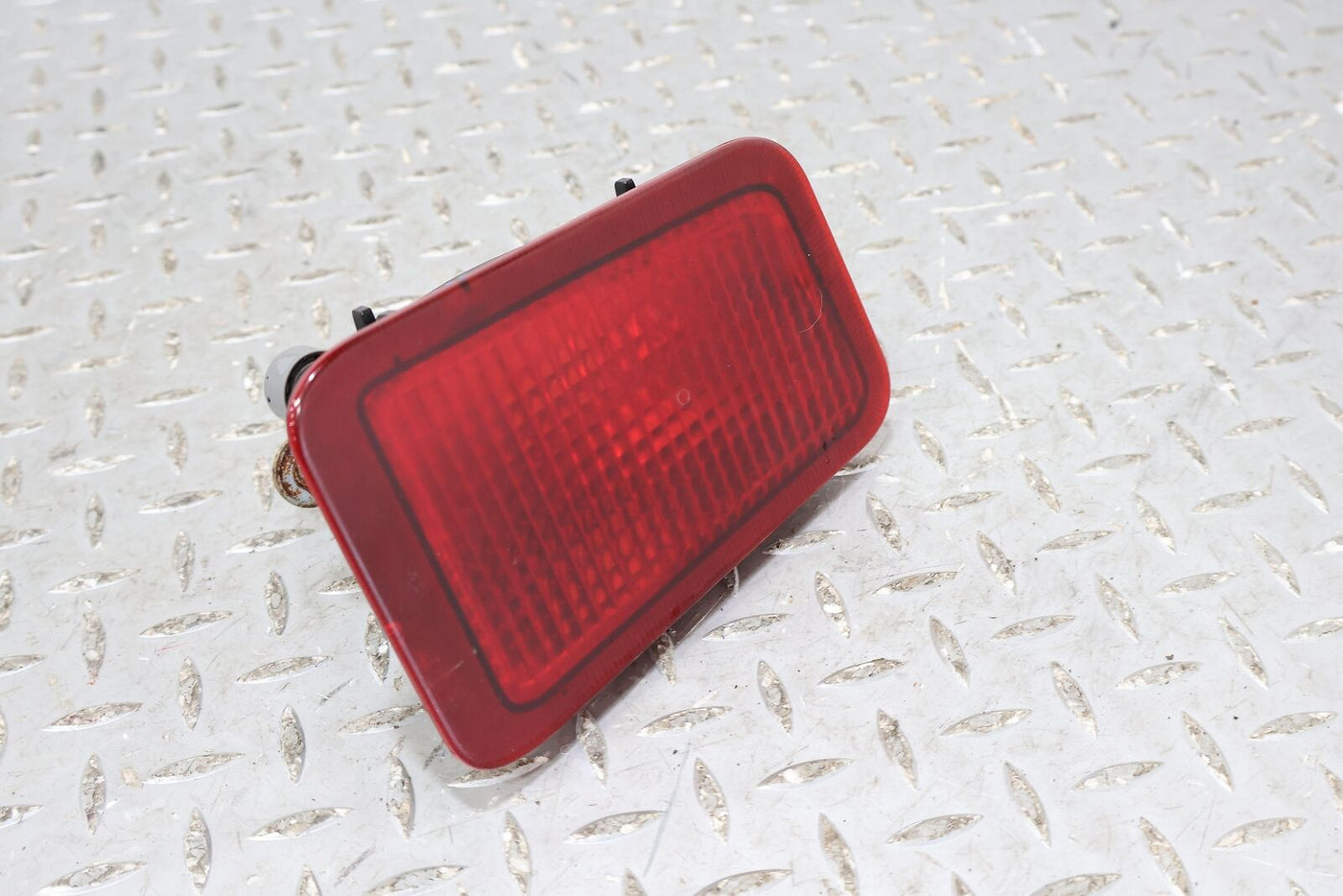 05-09 Hummer H2 SUT Rear Left LH Tail Light Lamp (Light Haze) Tested