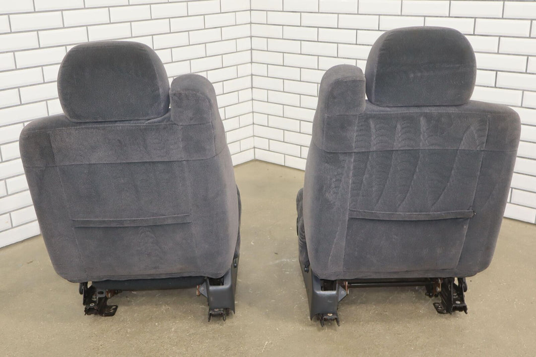 99-02 Chevy/GMC Silverado Sierra Clotch Bucket Front Seat Set (Graphite 12D)