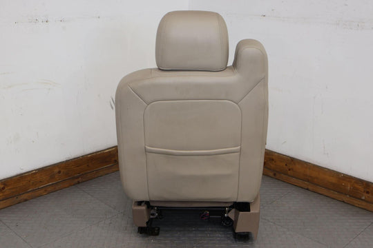 03-06 Silverado/Yukon/Tahoe/Suburban Front Right Leather Bucket Seat-Neutral 522