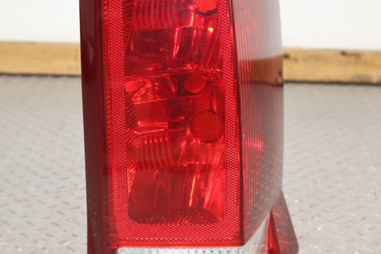 03-06 Cadillac Escalade Long Wheel Base Rear Right RH Tail Light Lamp (Tested)