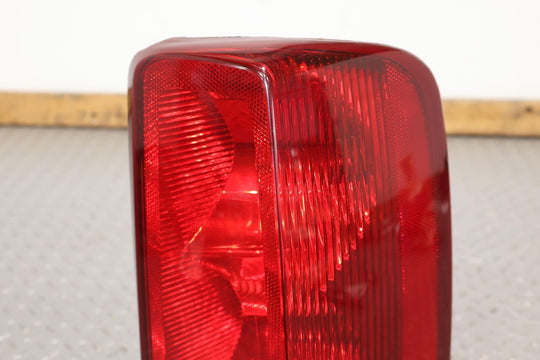 03-06 Cadillac Escalade Long Wheel Base Rear Right RH Tail Light Lamp (Tested)