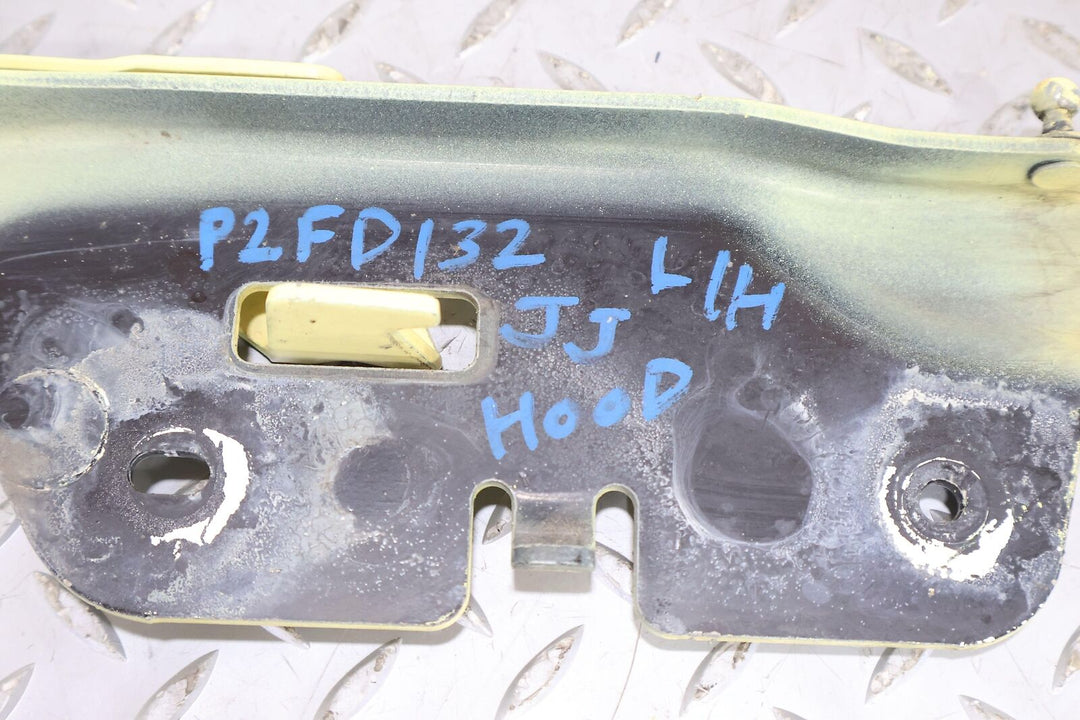 02-05 Ford Thunderbird Pair LH & RH OEM Hood Hinges (Inspiration Yellow)