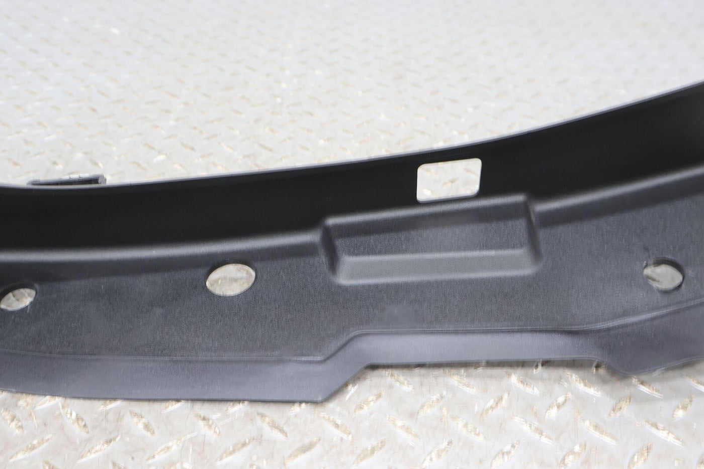 22-24 Rivian R1S Right Interior Upper Tailgate Trim Panel (Black) C300044303-F