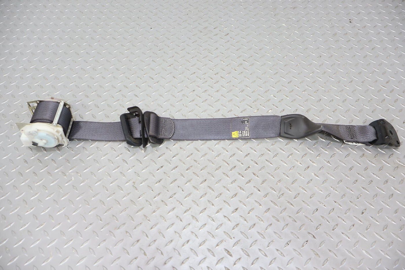 03-07 Hummer H2 Right Passenger Rear Seat Belt Retractor (Ebony 19i)