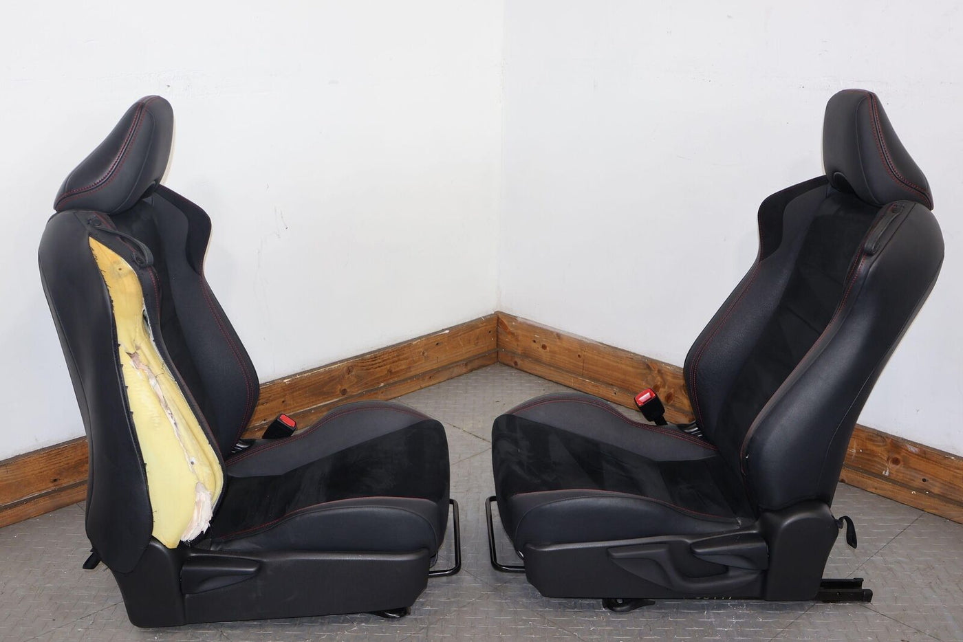 2015 Subaru BRZ Limited Leather/Alcantara Seat Set (Black/Red Stitch BL20) Notes