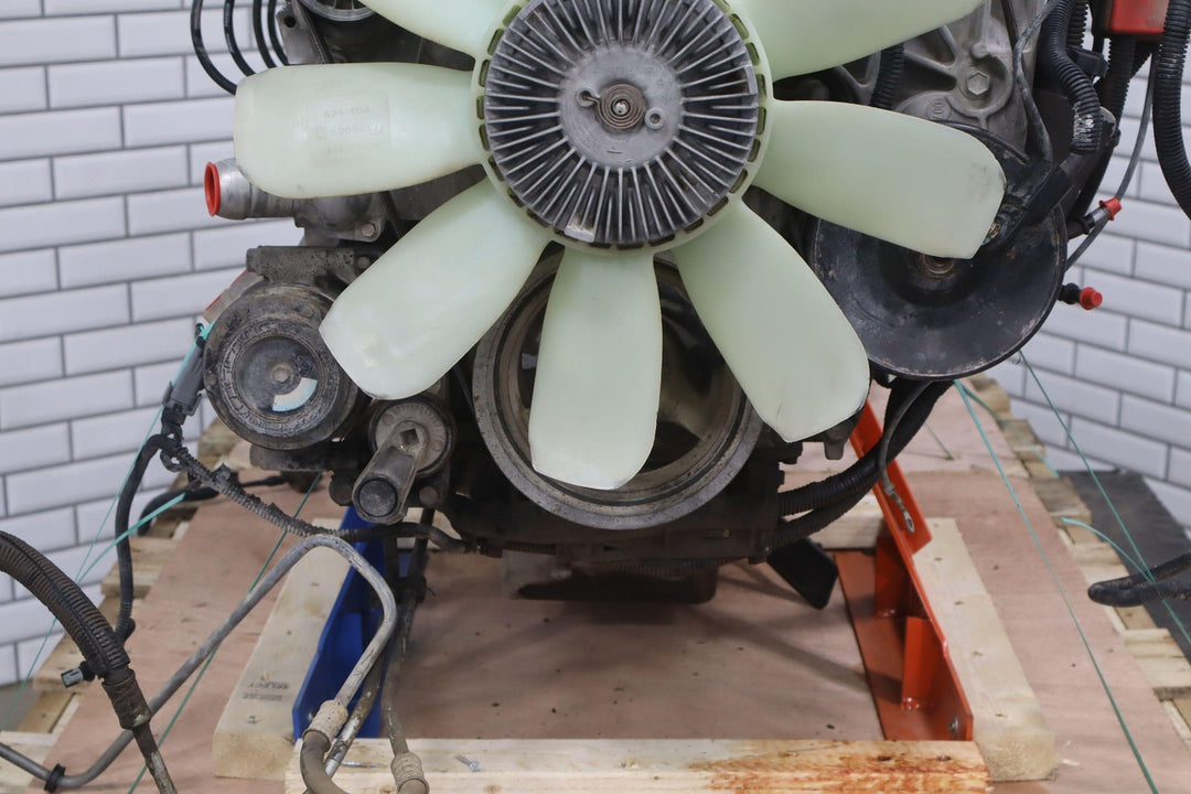 Chevy 6.0L LQ4 Vortec Engine 