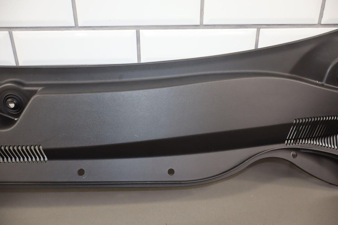 10-15 Chevy Camaro SS Center 2 Piece Cowl Vent Panel