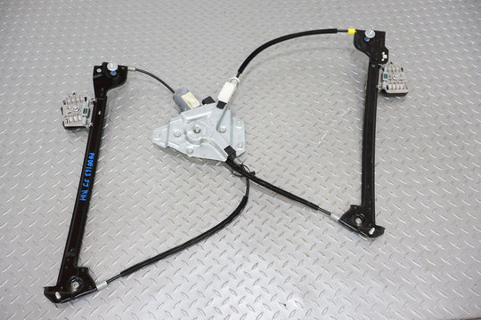 08-22 Dodge Challenger Front Right RH Door Window Regulator W/Motor (Tested)