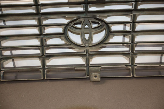 95-97 Toyota Land Cruiser OEM Upper Grille (Stone Chips/Weathered)