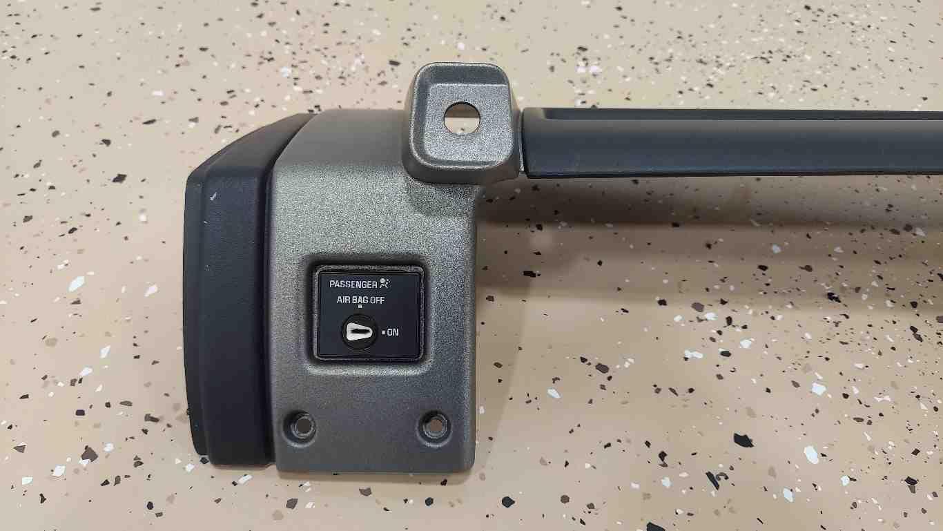 03-07 Hummer H2 Passenger Right Dashboard Air Vent (Silver)