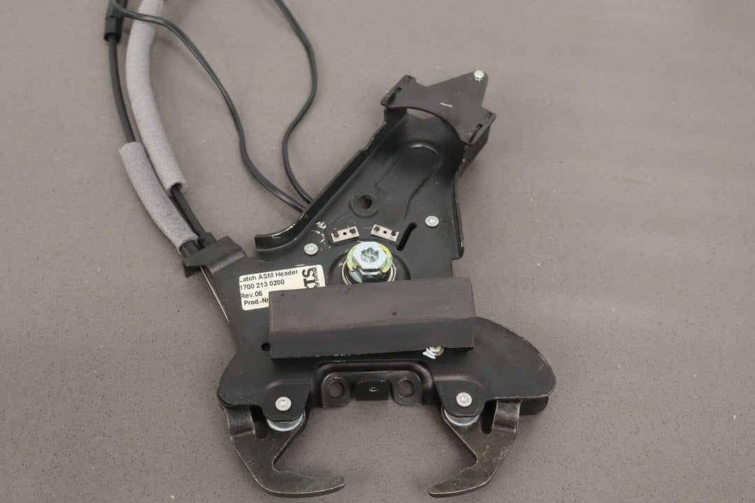 04-09 Cadillac XLR Convertible Roof Center Latch Mechanism W/Cables (103255900)