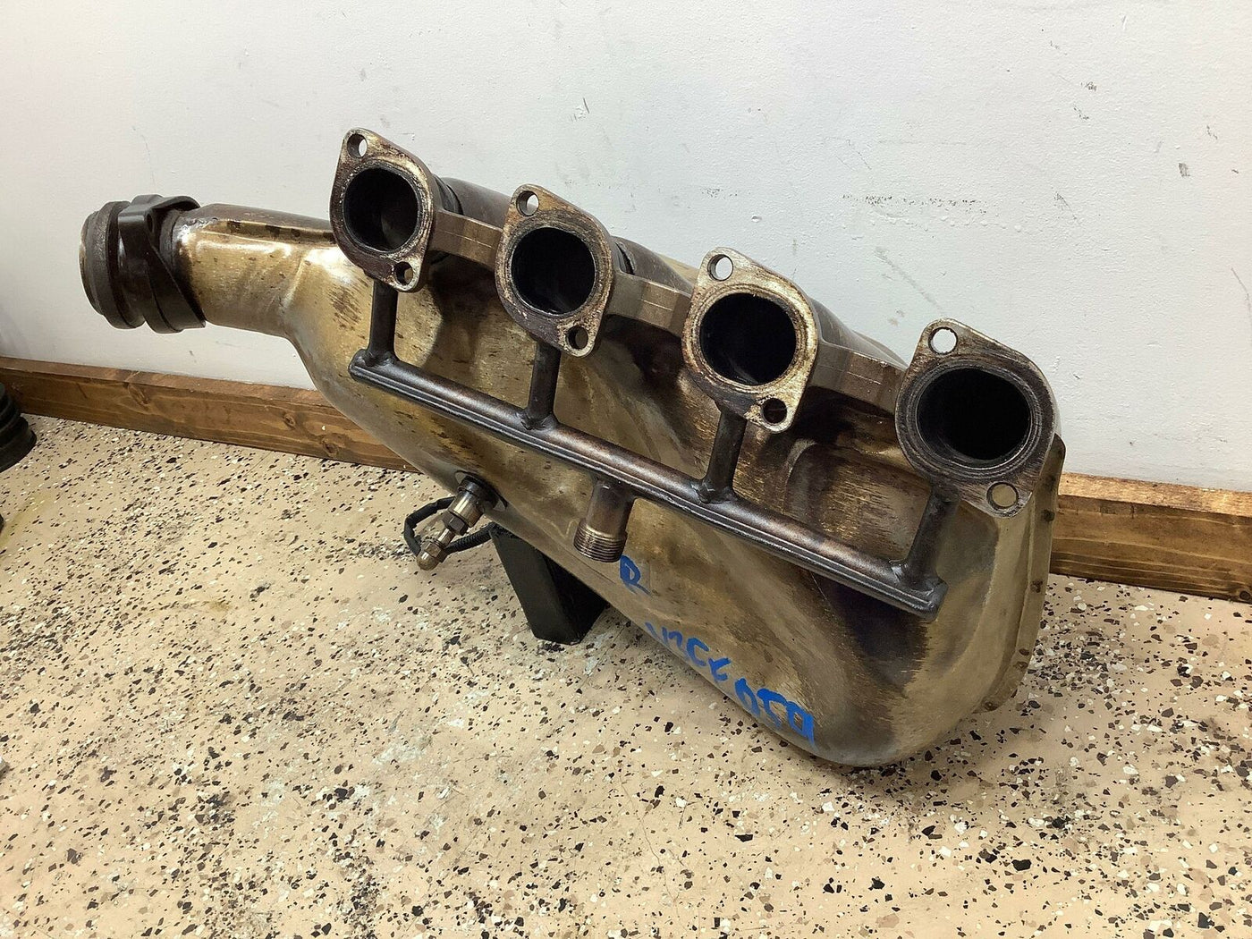 Ferrari 360 Modena Spider Right RH Engine Exhaust Manifold W/ Air Injection