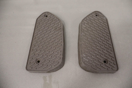 94-95 Toyota Land Cruiser Pair of LH&RH Rear Step Plates (Brown FF40)See Photos