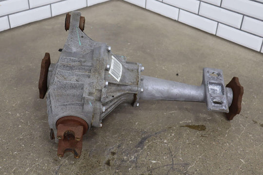 02-06 Cadillac Escalade / Yukon Denali Front Differential Carrier (3.73 GT4)