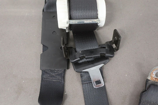 2015 Ram 1500 Quad Cab Rear Center Seat Belt Retractor with Buckle (Black X9)