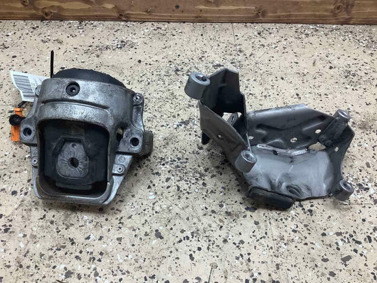 13-15 Audi RS5 Left Engine Mount W/ Bracket