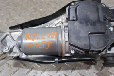 18-21 Lexus LC500 Right RH Windshield Wiper Motor (85110-11060) Tested