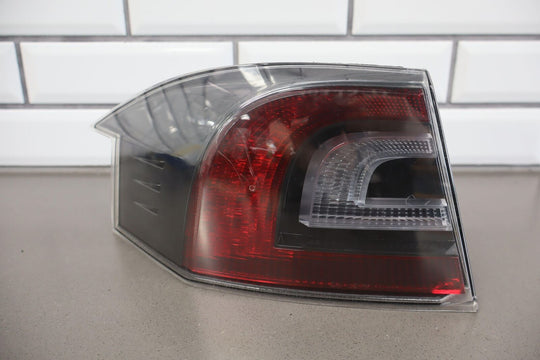 2012-2020 Tesla Model S Left LH (Quarter Mounted) Tail Light (6005918-00-C)