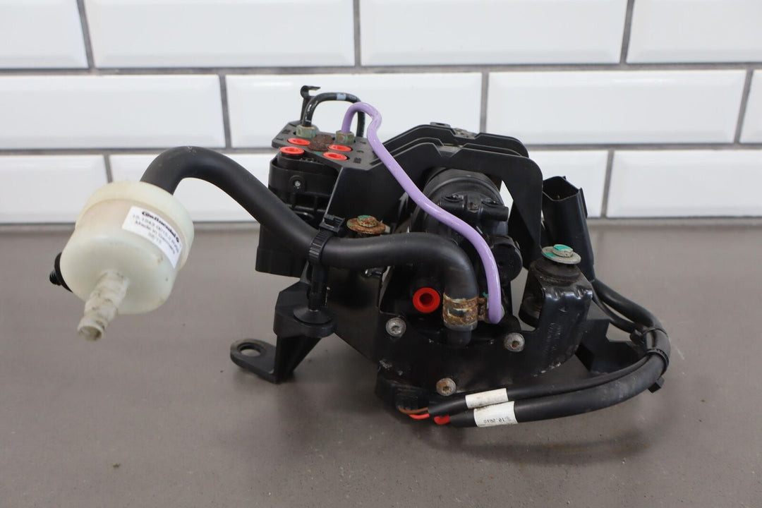 2012-2016 Tesla Model S Air Suspension Compressor Pump Assembly OEM