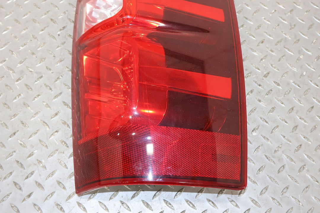 07-13 Chevy Avalanche Rear Right RH Passenger OEM Tail Light Lamp (Tested)