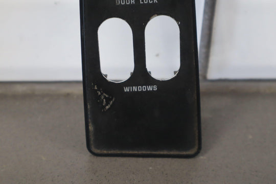 https://i.ebayimg.com/00/s/MTA2N1gxNjAw/z/GdUAAeSwigNosFjR/$_57.JPG?set_id=2