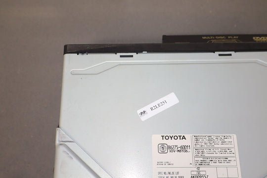 01-02 Lexus LX470 / Land Cruiser Multi-Disc CD Changer 86275-60011