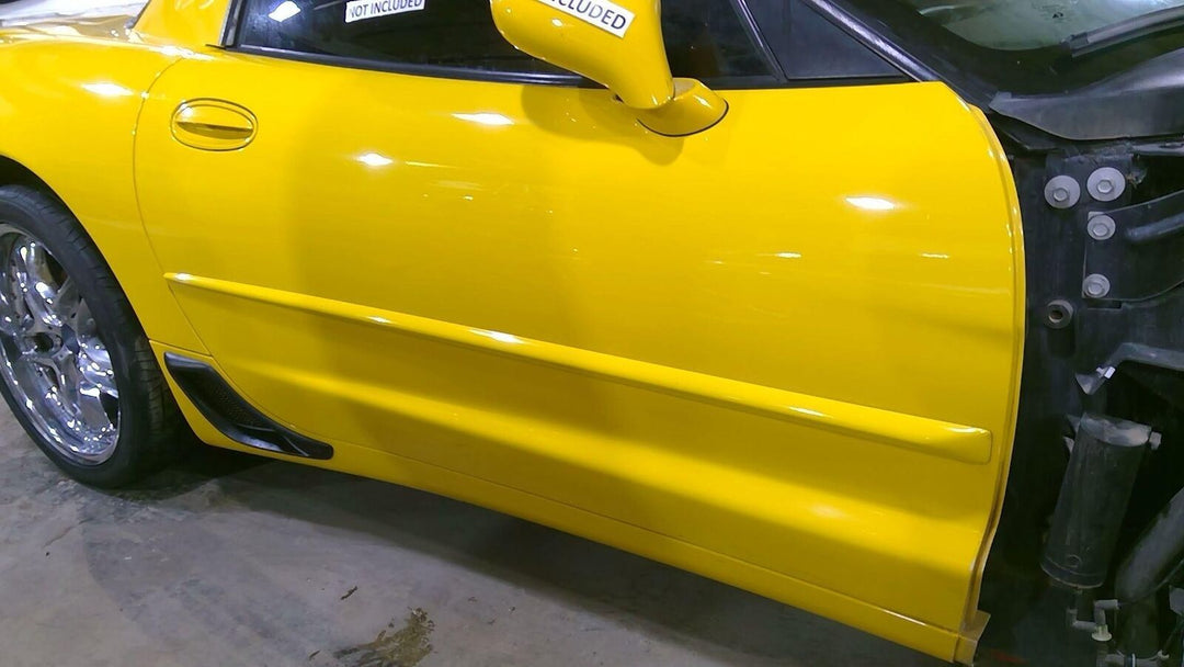 97-04 Chevy C5 Corvette Right Passenger Door Shell (Yellow Tintcoat 79u)