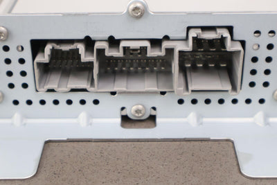 10-15 Chevy Camaro Coupe OEM Radio Amplifier (20984301)