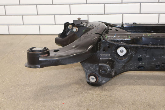 15-16 Dodge Challenger R/T Rear 6.4L Bare Undercarriage Crossmember (89K)