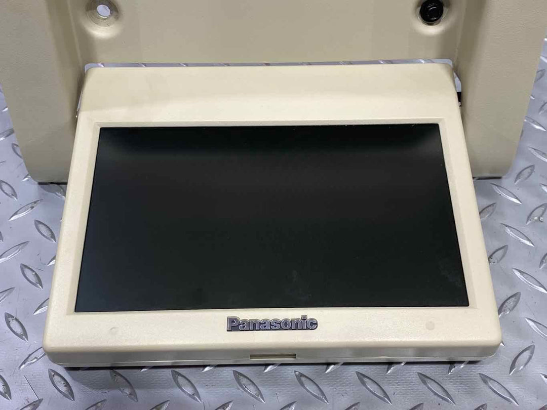 07-14 Cadillac Escalade Roof Mounted Entertainment Screen OPT U42(Neutral Color)