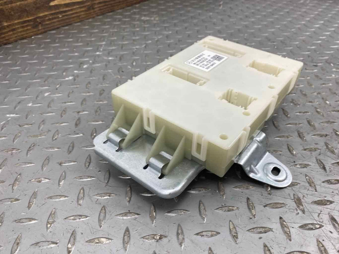 13-16 Mercedes GL450 X166 Signal Acquisition Control Module SAM (1669009512)