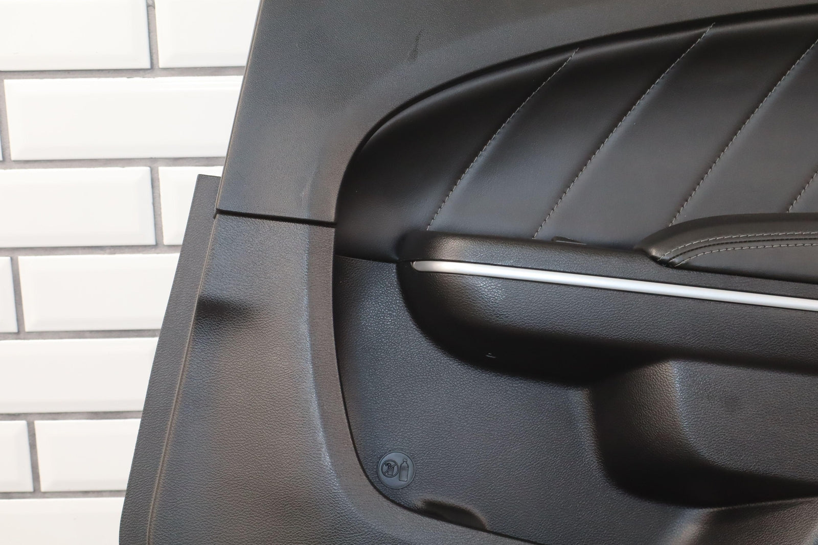 19-23 Dodge Charger Scat Pack 392 Right Rear Black Leather Door