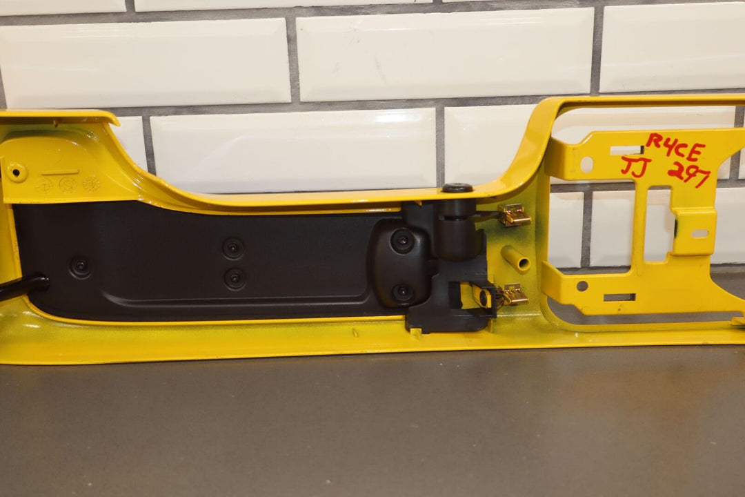 03-06 Chevy SSR Interior Upper Console & Waterfall Trim Slingshot Yellow