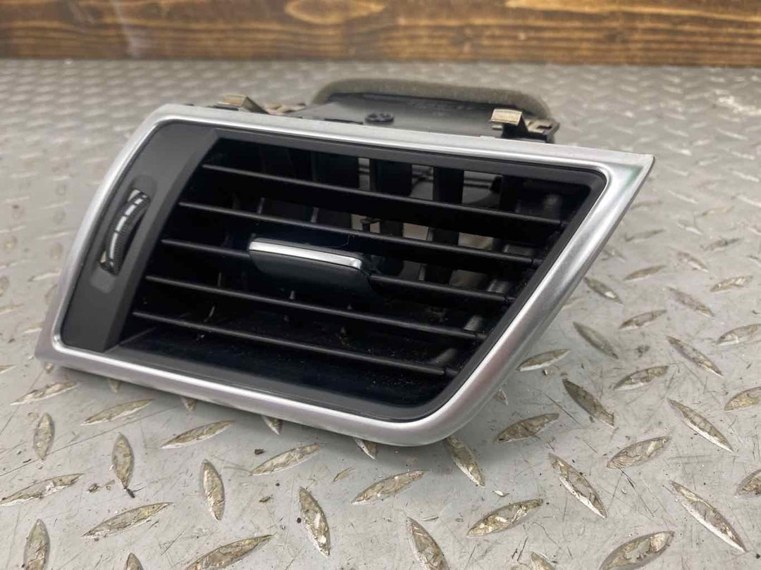 13-16 Mercedes GL450 X166 RightRH Interior Dash Vent (Black/Chrome) Tested