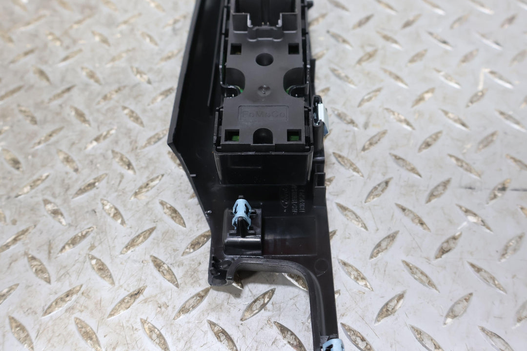 https://i.ebayimg.com/00/s/MTA2N1gxNjAw/z/bsoAAOSwkvNl8Lmh/$_57.JPG?set_id=2