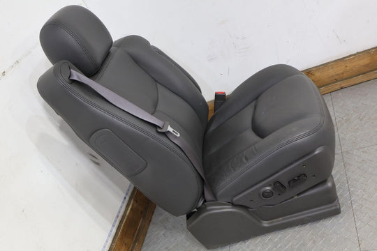 03-06 Chevy Avalanche Front Right Leather Power Seat (Dark Charcoal 692) Tested