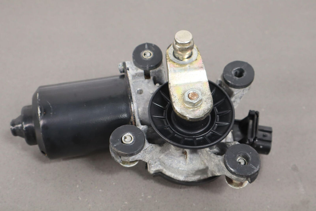 98-07 Toyota Land Cruiser (2UZFE 4.7L V8) / LX470 Wiper Motor *Bolt Broken*