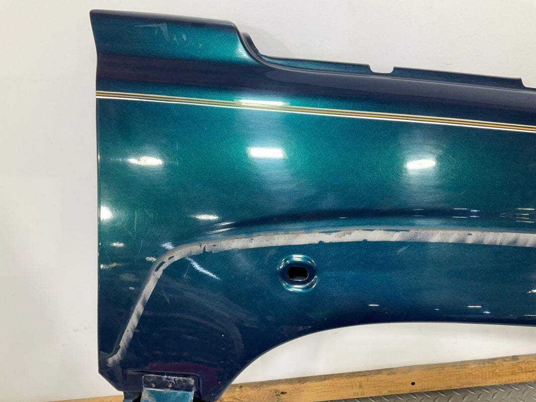 02-06 Cadillac Escalade Bare Driver Left LH Fender (Bermuda Blue Metallic 26U)