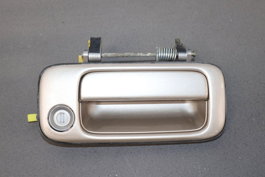 96-97 Lexus LX450 Land Cruiser Front Right RH Exterior Door Handle (Beige 4M9)