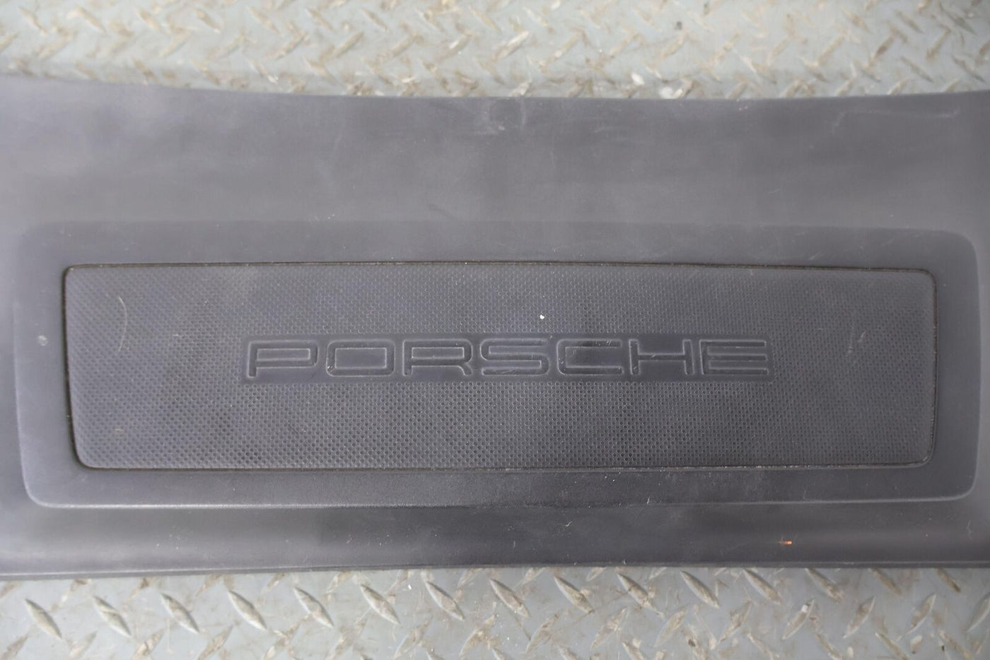 05-12 Porsche 911 997 4 Piece Cowl Vent Panel Set With Seal (Textured Black)