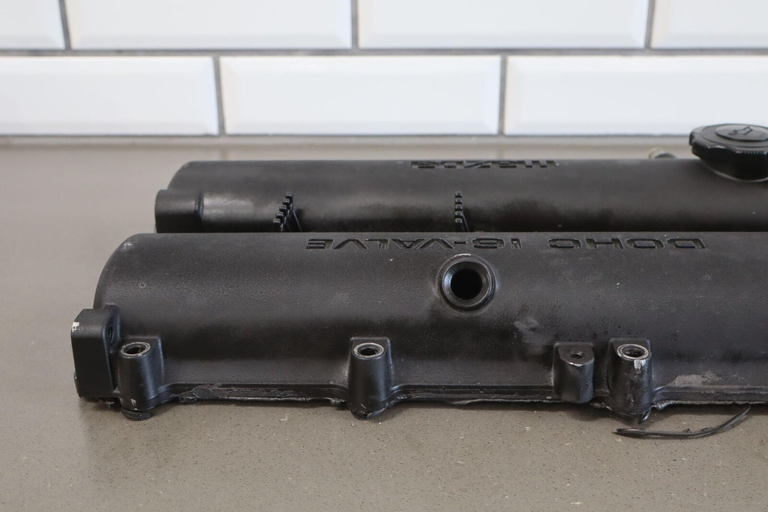 99-00 Mazda Miata NB 1.8L OEM Valve Cover